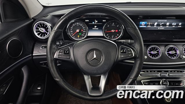 Mercedes-Benz E-Class E220d Avantgarde