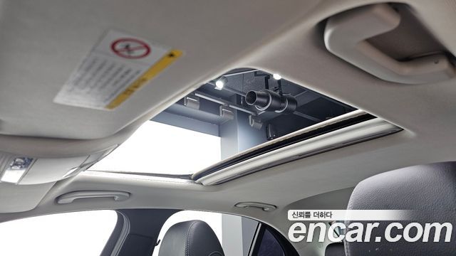 Mercedes-Benz E-Class E220d Avantgarde