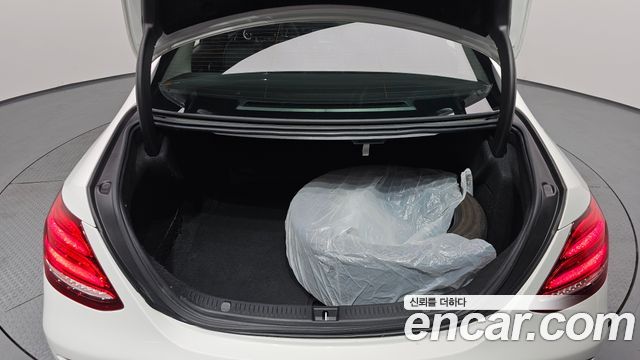 Mercedes-Benz E-Class E220d Avantgarde