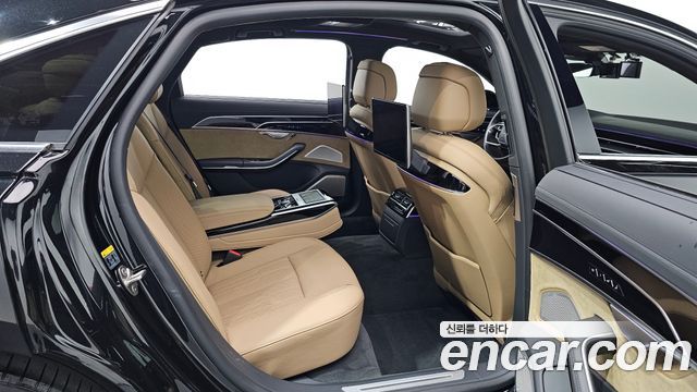 Audi A8 55 TFSI Quattro LWB