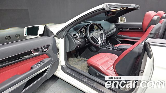 Mercedes-Benz E-Class E200 Cabriolet