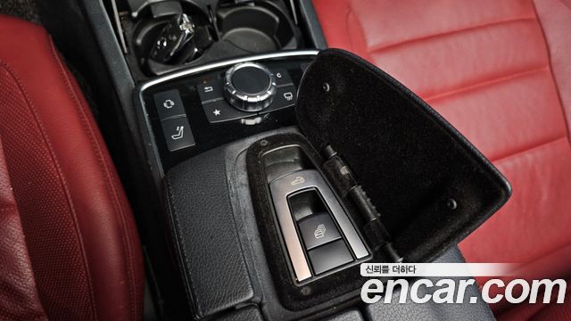 Mercedes-Benz E-Class E200 Cabriolet