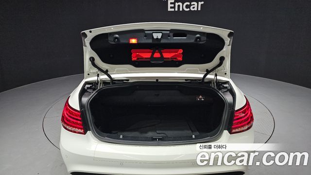Mercedes-Benz E-Class E200 Cabriolet