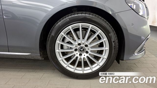 Mercedes-Benz E-Class E250 Exclusive