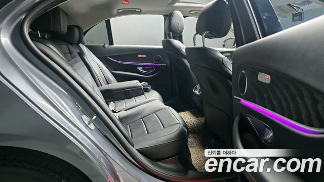 Mercedes-Benz E-Class E220d Avantgarde