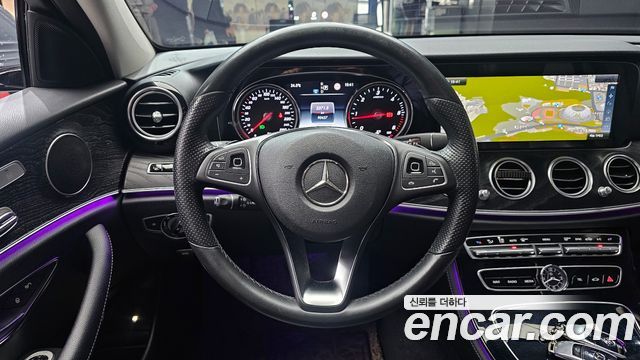 Mercedes-Benz E-Class E220d Avantgarde