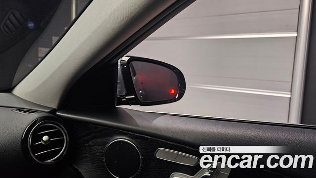Mercedes-Benz E-Class E220d Avantgarde
