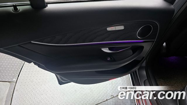 Mercedes-Benz E-Class E220d Avantgarde