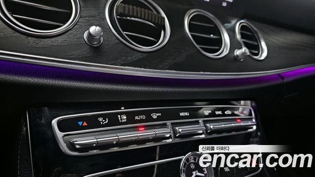 Mercedes-Benz E-Class E220d Avantgarde