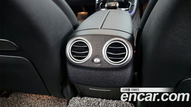 Mercedes-Benz E-Class E300 4MATIC Exclusive