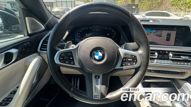 BMW X6 M50i