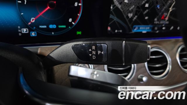 Mercedes-Benz E-Class E220d 4MATIC Exclusive