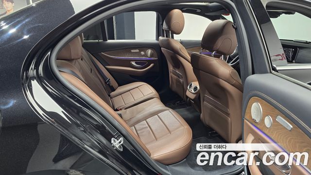 Mercedes-Benz E-Class E220d 4MATIC Exclusive