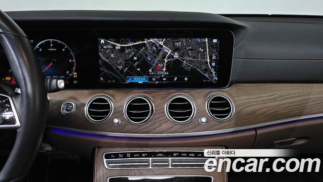 Mercedes-Benz E-Class E220d 4MATIC Exclusive