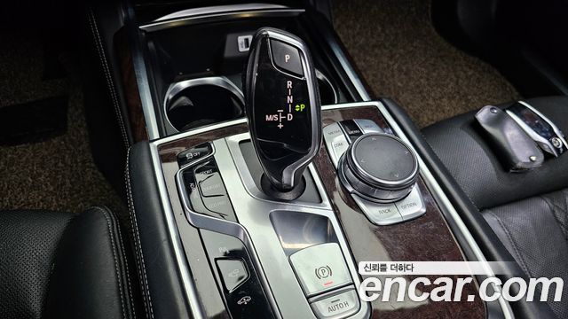 BMW 7-Series 730d xDrive