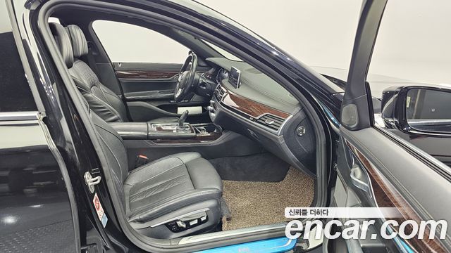 BMW 7-Series 730d xDrive