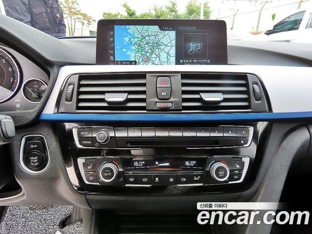 BMW 3-Series 320i M Sport