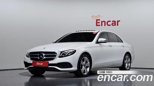 Mercedes-Benz E-Class E220d Avantgarde
