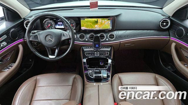 Mercedes-Benz E-Class E220d Avantgarde