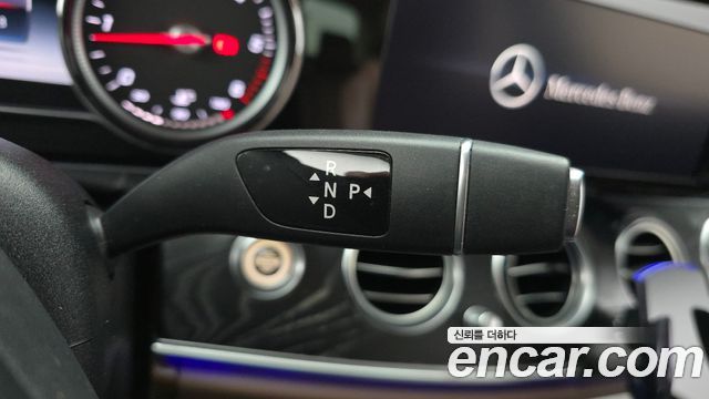 Mercedes-Benz E-Class E220d Avantgarde