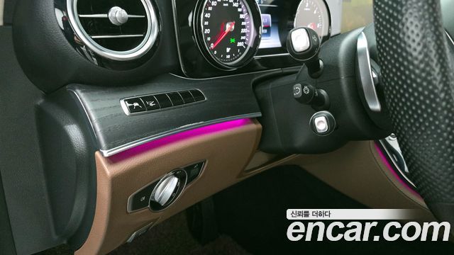 Mercedes-Benz E-Class E220d Avantgarde
