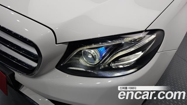 Mercedes-Benz E-Class E220d Avantgarde