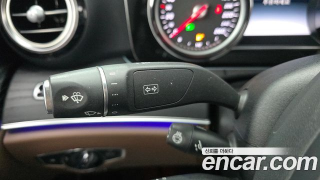 Mercedes-Benz E-Class E220d Avantgarde