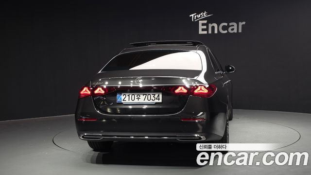 Mercedes-Benz E-Class E200 Avantgarde
