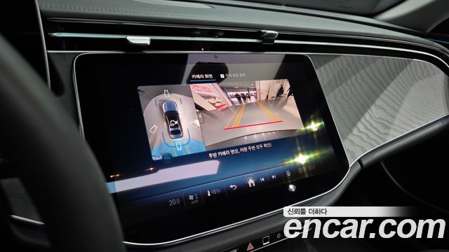 Mercedes-Benz E-Class E200 Avantgarde