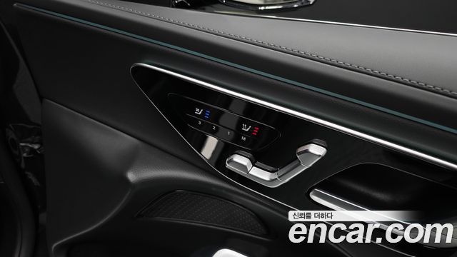 Mercedes-Benz E-Class E200 Avantgarde
