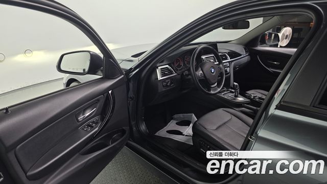 BMW 3-Series 320d