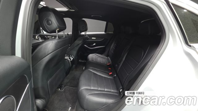 Mercedes-Benz GLC-Class GCL300 4MATIC Coupe