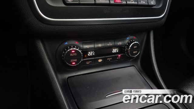 Mercedes-Benz GLA-Class GLA200 d