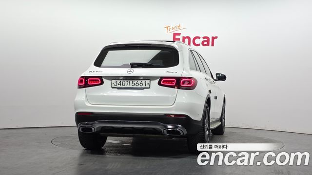 Mercedes-Benz GLC-Class GLC300 4MATIC