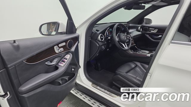Mercedes-Benz GLC-Class GLC300 4MATIC