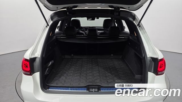 Mercedes-Benz GLC-Class GLC300 4MATIC