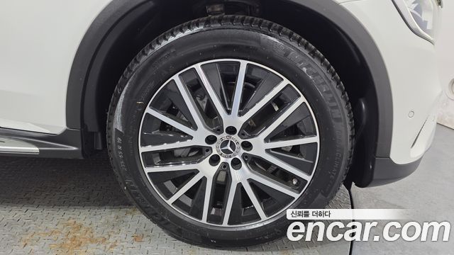Mercedes-Benz GLC-Class GLC300 4MATIC