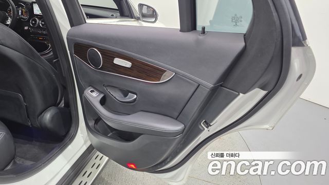 Mercedes-Benz GLC-Class GLC300 4MATIC