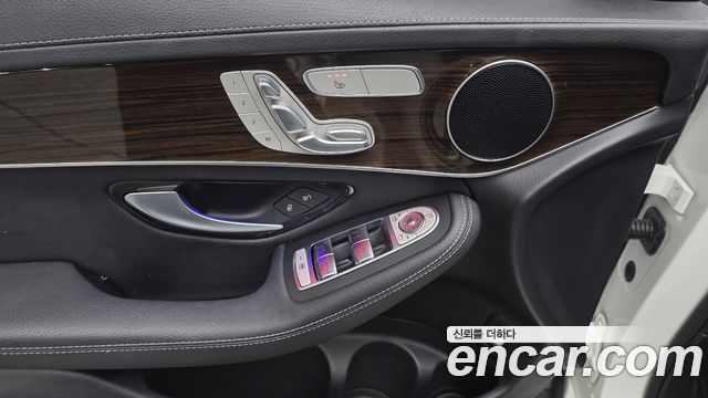 Mercedes-Benz GLC-Class GLC300 4MATIC