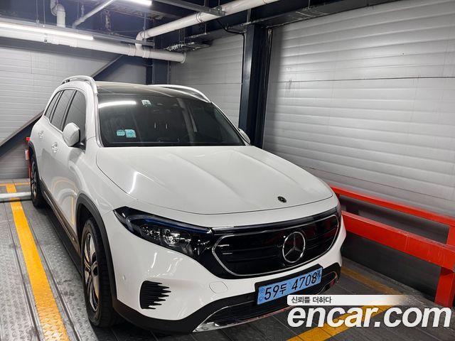Mercedes-Benz EQB EQB300 4MATIC