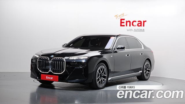 BMW 7-Series 740i xDrive M Sport