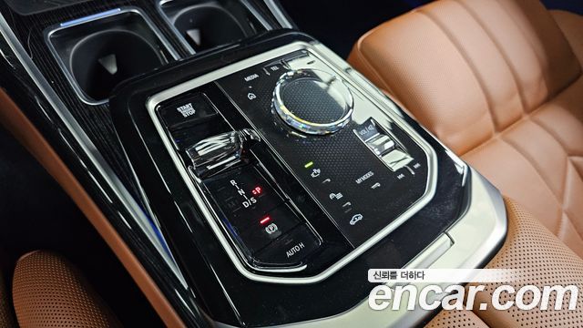 BMW 7-Series 740i xDrive M Sport