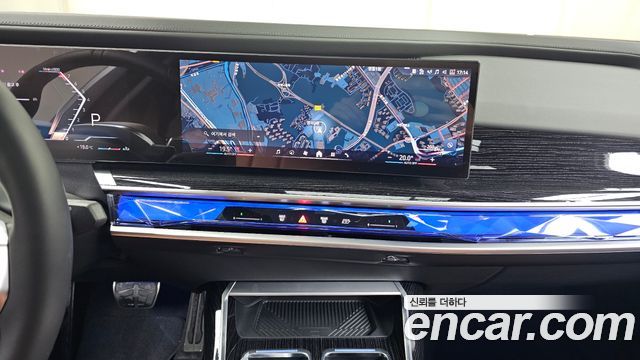 BMW 7-Series 740i xDrive M Sport