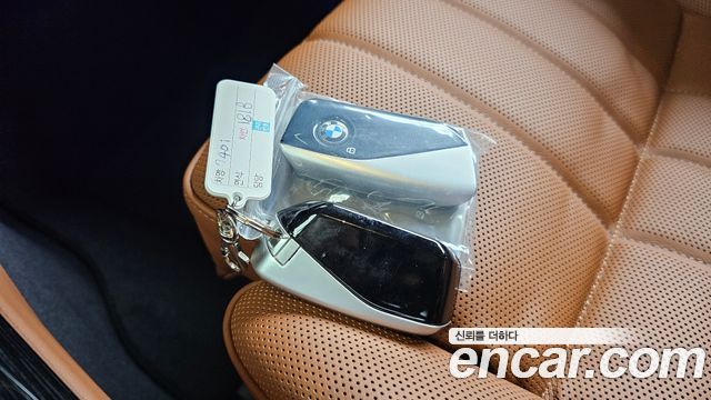 BMW 7-Series 740i xDrive M Sport