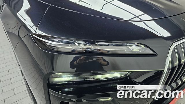 BMW 7-Series 740i xDrive M Sport