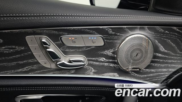 Mercedes-Benz E-Class E350 4MATIC AMG Line