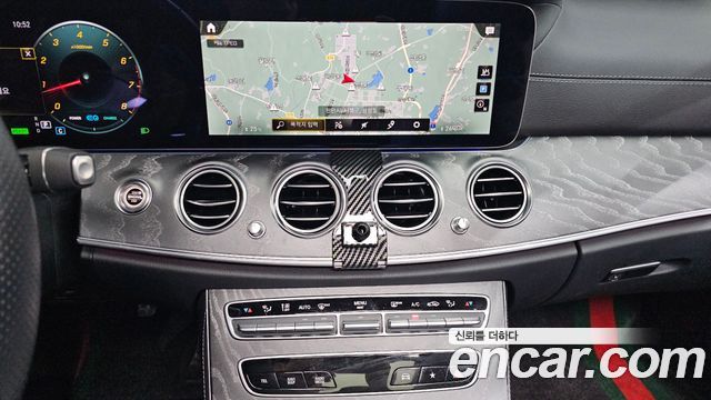 Mercedes-Benz E-Class E350 4MATIC AMG Line