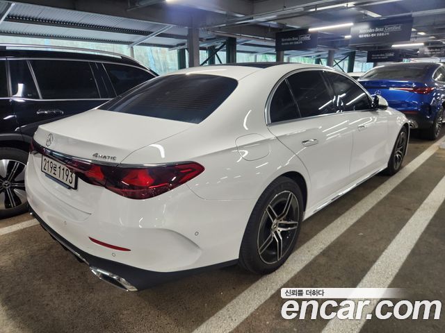 Mercedes-Benz E-Class E300 4MATIC AMG Line