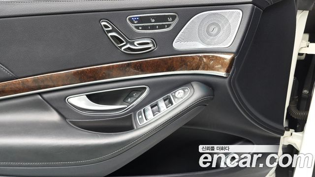 Mercedes-Benz S-Class S560L
