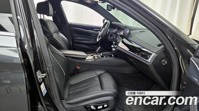 BMW 5-Series 520d M Sport Package Plus